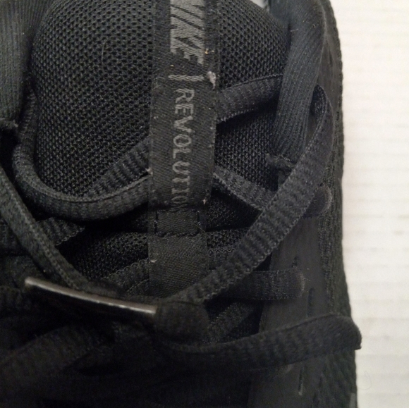 Nike Men's Revolution BQ3204-001 Black 8.5 Running Shoes Sneakers - Picture 7 of 10